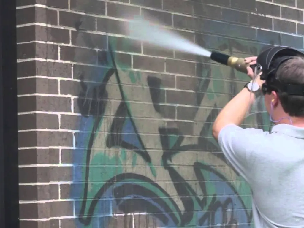 Graffiti removal